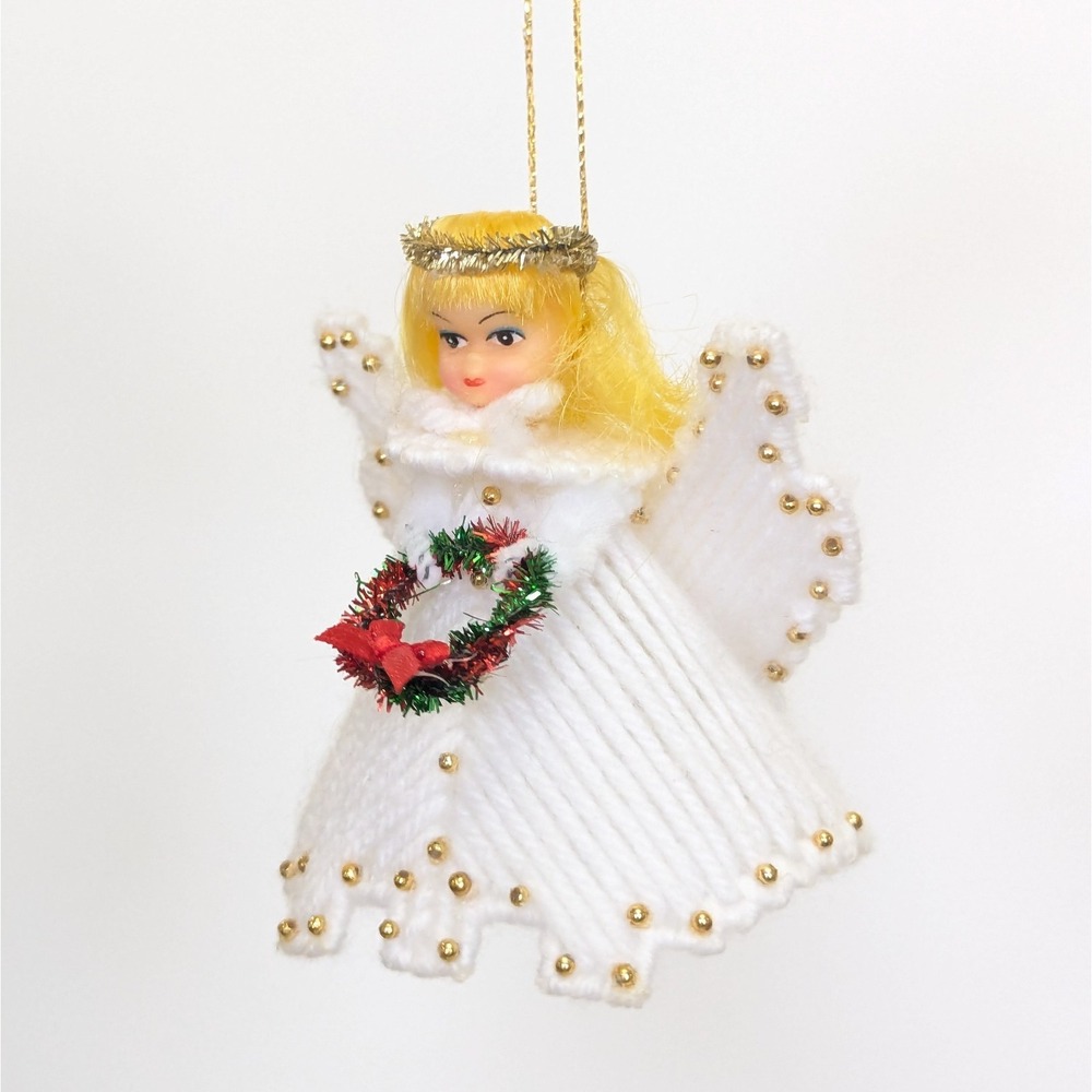 Vtg Christmas Angel Ornament / Mini Tree Topper Plastic Canvas Yarn Handmade